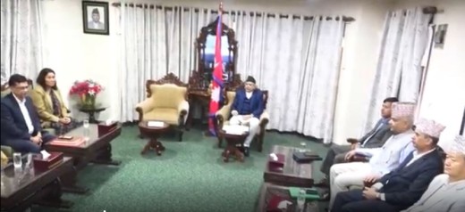 सभामुख घिमिरेद्वारा दलका प्रतिनिधिहरुसँग परामर्श, एमाले संसद पुनस्र्थापनाको पक्षमा